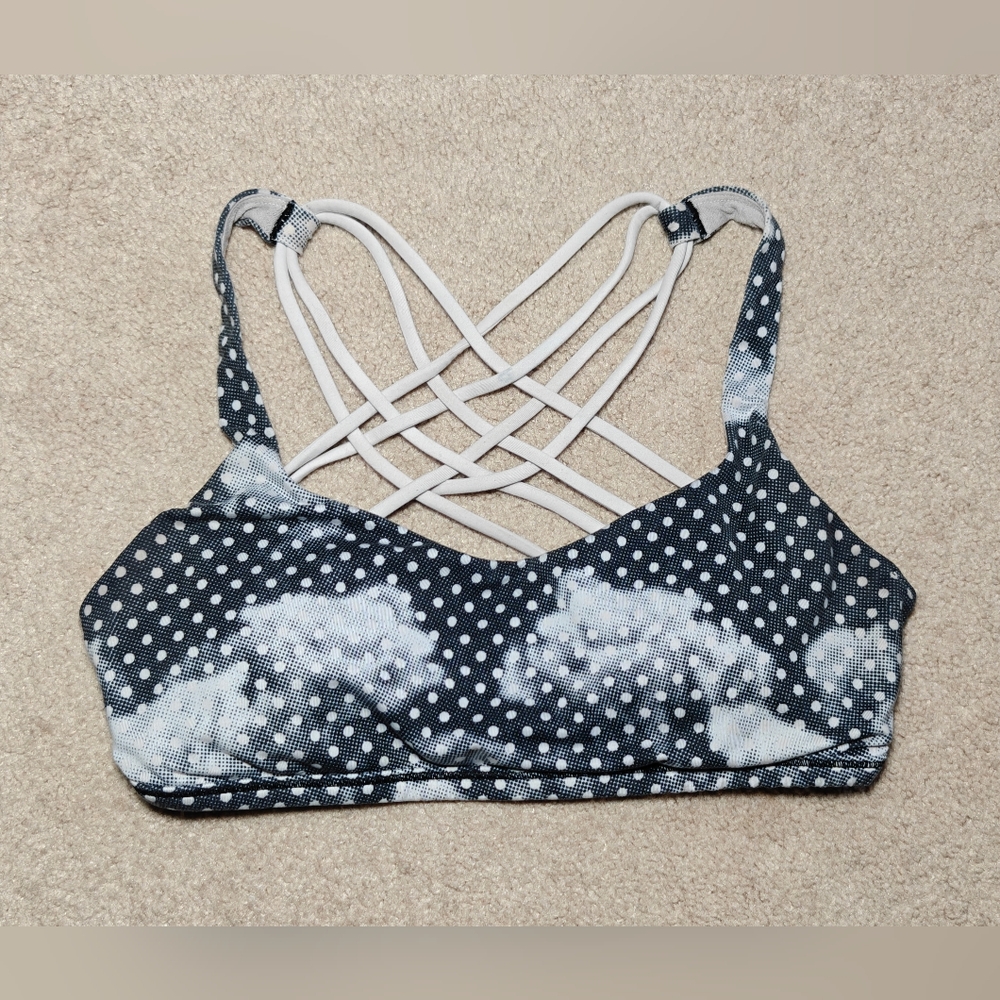 Lululemon Free to Be Wild bra